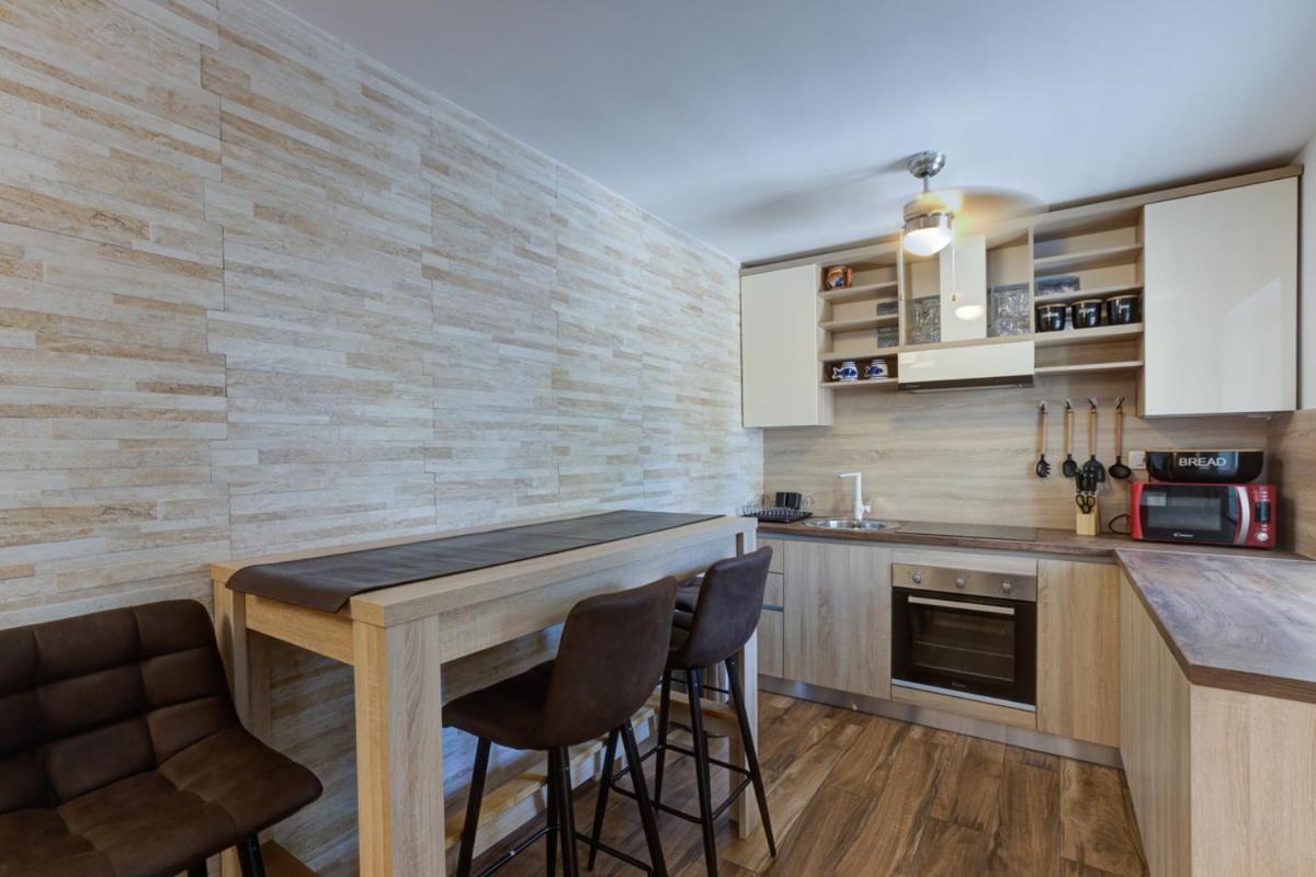 Cvrk Family House Novi Vinodolski Eksteriør billede
